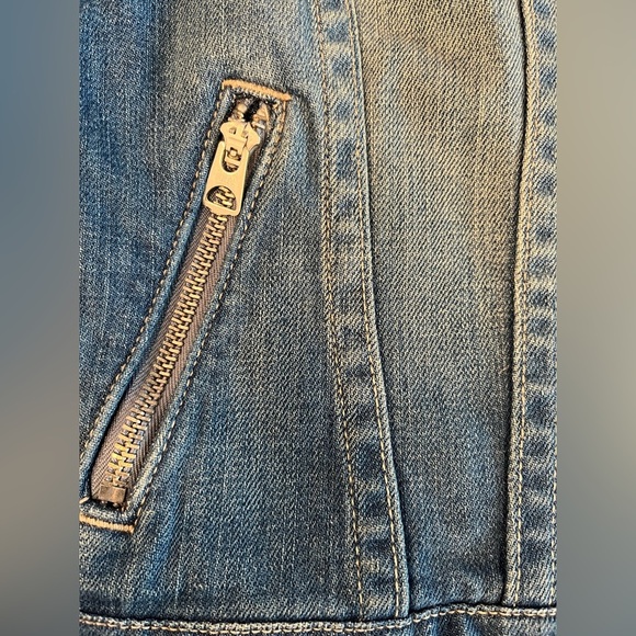 PAIGE - Colbie Denim Studded Denim Jacket in Freedom - Picture 9 of 13